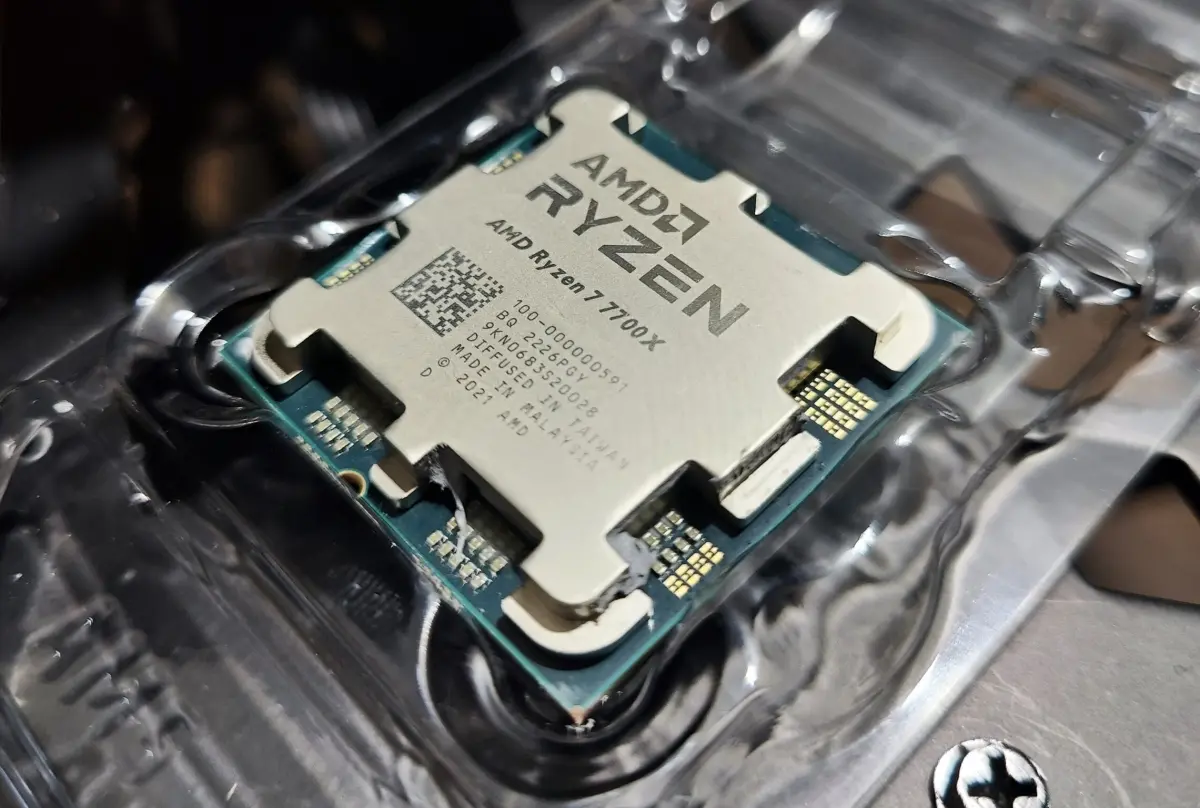 Το 2024 ανήκει στις CPU AM5 Zen 5 της AMD