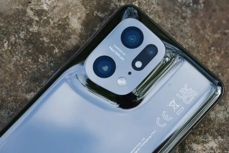 OPPO Find X5 Pro (1)