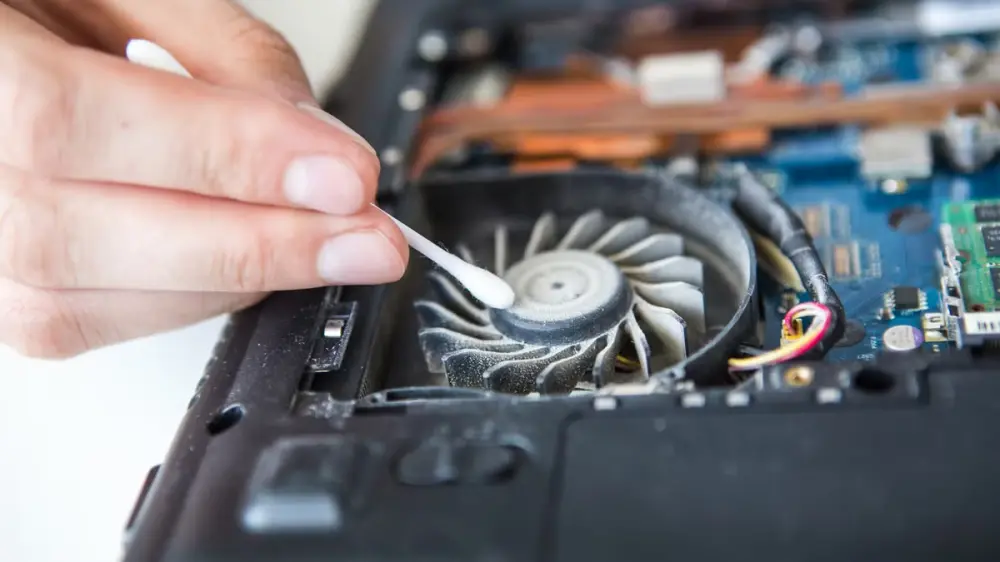 clean dirty laptop fan