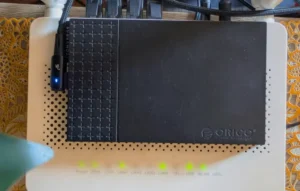 Πώς να φτιάξετε ένα NAS μόνο με ένα USB Drive