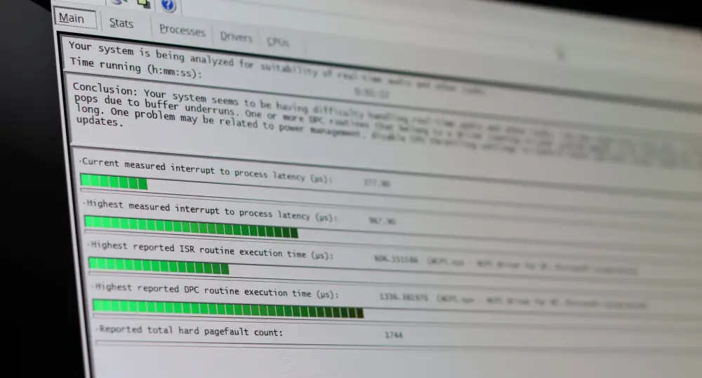 Γραμμές προόδου του LatencyMon